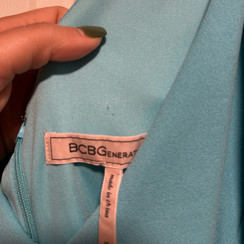 BCBGeneration Bow Sleeve Dress Sz 14 NWT - Picture 5 of 7